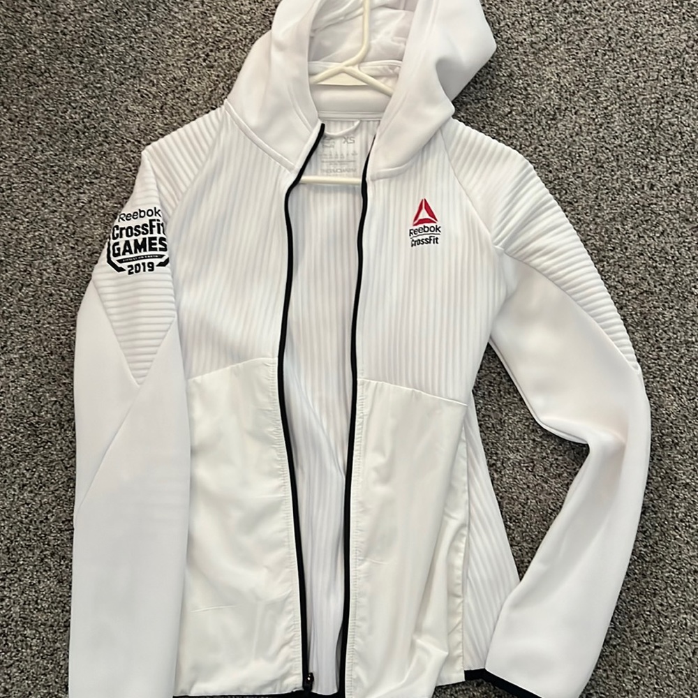 Perfect condition reebok CrossFit games jacket w a hood